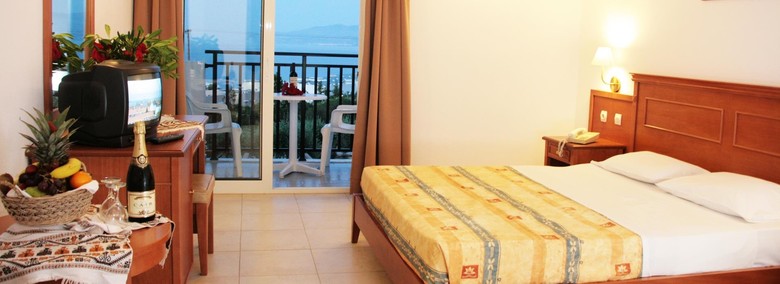 Hotel Semiramis Village