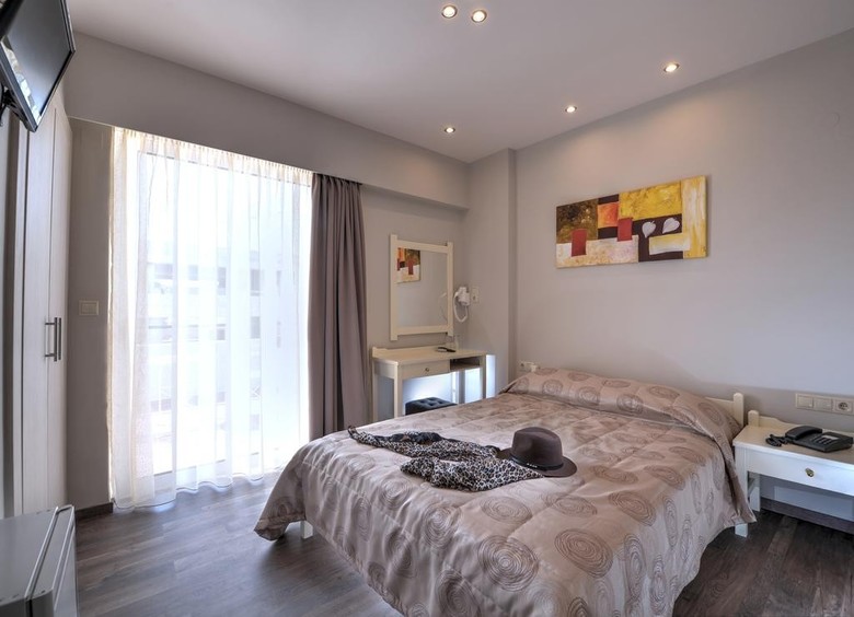 Hotel Irini