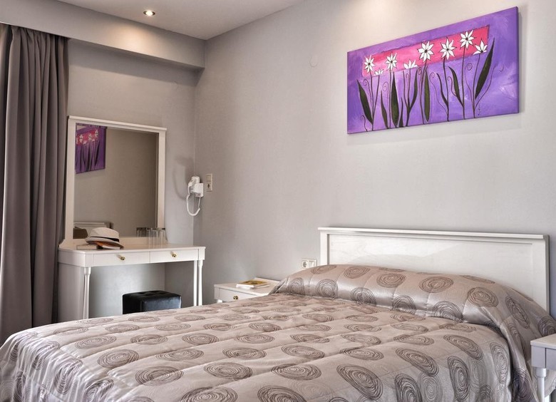 Hotel Irini