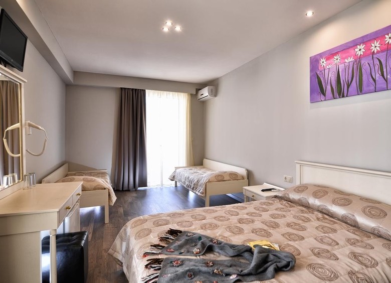 Hotel Irini
