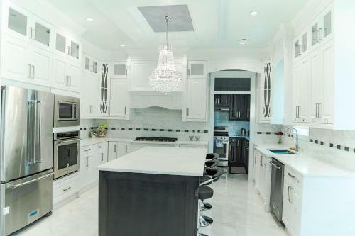 Aaron's Sweet Home