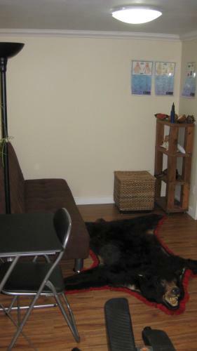 Apartamento Surrey Chic 2 Bdrm Basement Unit