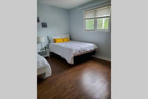 Apartamento Cottage With River Front & Minutes Away From Beach