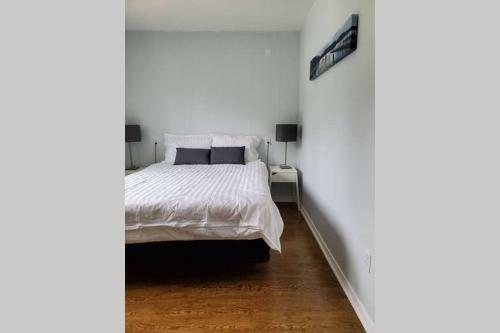 Apartamento Cottage With River Front & Minutes Away From Beach