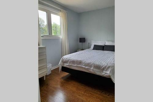 Apartamento Cottage With River Front & Minutes Away From Beach