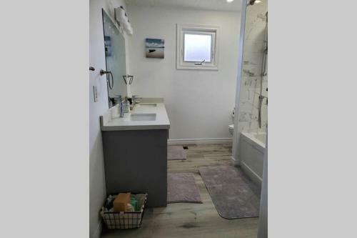Apartamento Cottage With River Front & Minutes Away From Beach