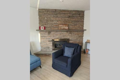 Apartamento Cottage With River Front & Minutes Away From Beach