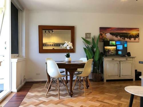 Apartamento Spacious 3 Bedroom 1 Bath St Kilda Near Cbd