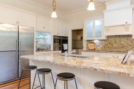 Villa Luxury Inner-melb 5 Brm Home, Close To Everything