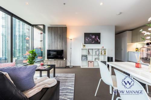 Wow Apartment On Spencer