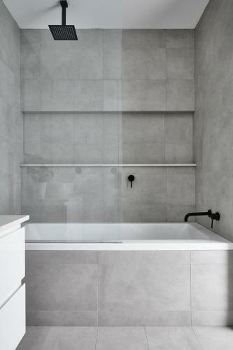 Stylish Townhouse In Melbourne's Playground