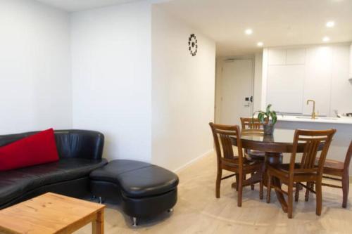 Apartamento New Spacious 2 Bedroom With Gorgeous City Views