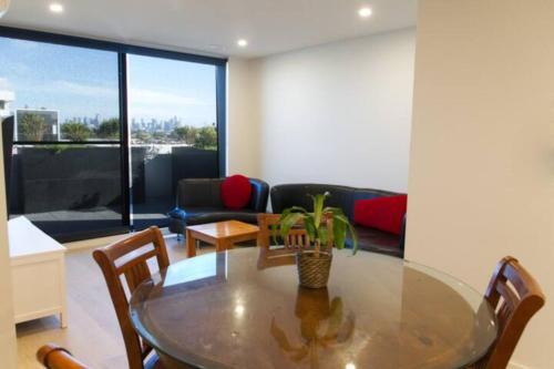 Apartamento New Spacious 2 Bedroom With Gorgeous City Views