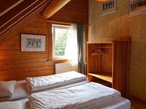 Very Large Chalet With A Sauna, Many Playing Options And Spacious Garden