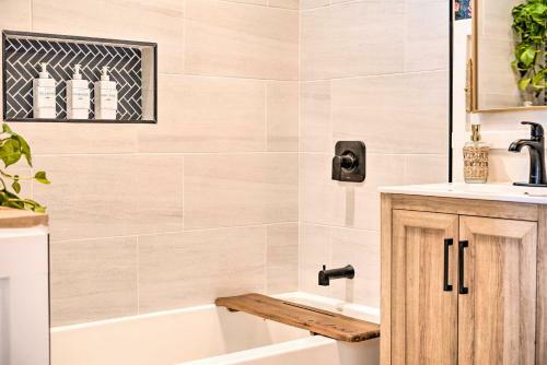 Apartamento Picture-perfect San Bernardino Studio With Loft