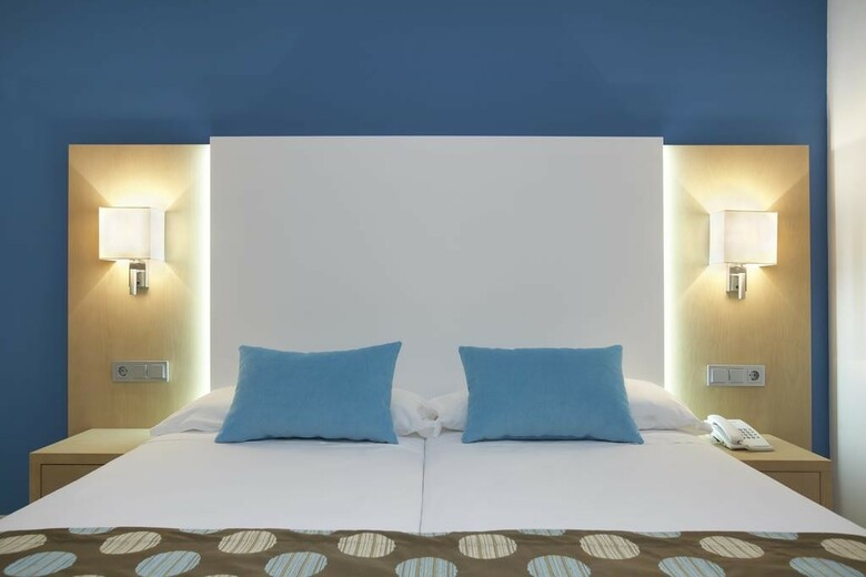 Universal Hotel Marqu�s