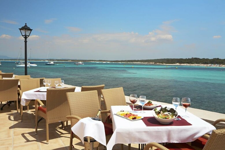 Universal Hotel Marqu�s