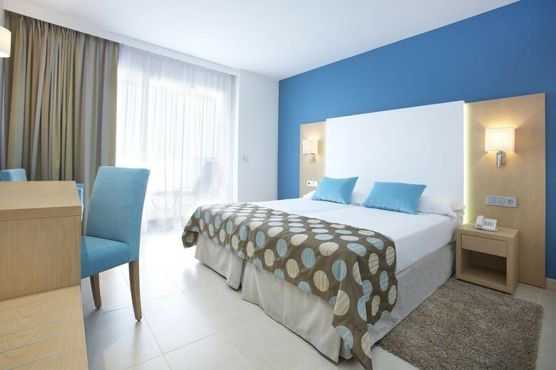 Universal Hotel Marqu�s
