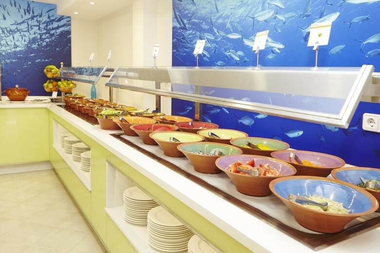 Universal Hotel Marqu�s