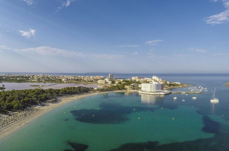 Universal Hotel Marqu�s