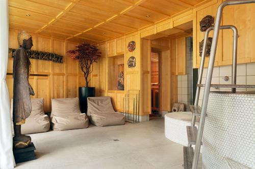 Designferienhaus Privat Villa+ Pool+ Park+ Sport