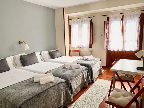 Hostal La Sierra