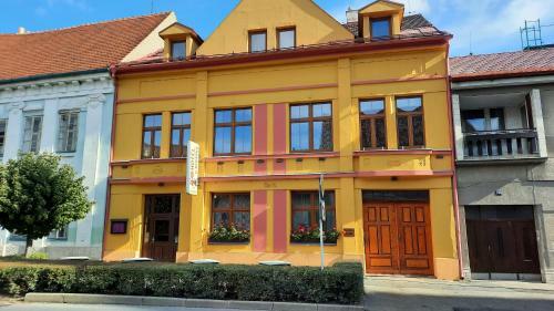 Hostal Hotel U Ber�nk?