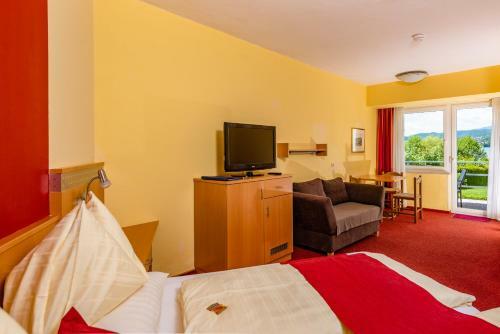Strandhotel Schabus