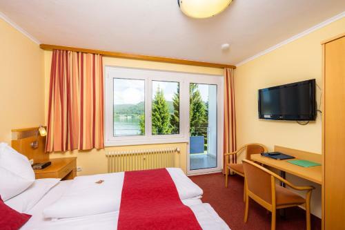Strandhotel Schabus