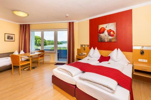 Strandhotel Schabus