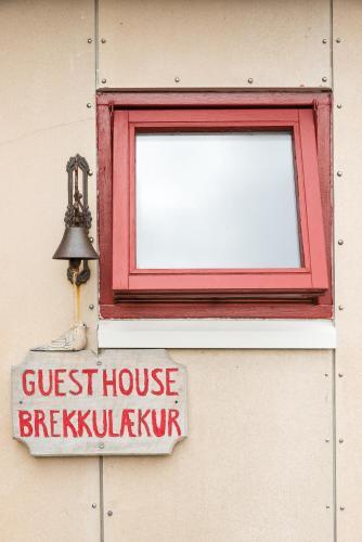 Hostal Brekkul�kur Guesthouse