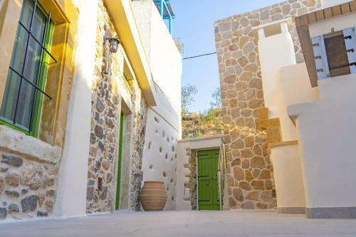 Aggel's House - Stone House - Private Pool - Courtyard - Countryside Views