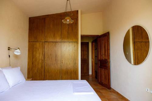Tzitzikari, Private Cottage In A Citrus Garden