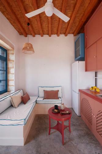 Hostal Kimolos View