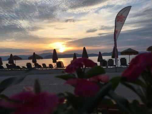 Seafront Apartment In Kiveri, Near Nafplion.