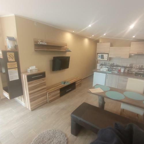 R�zsa Apartman
