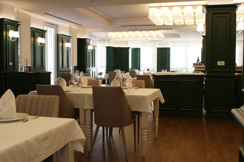 Prestige Hotel