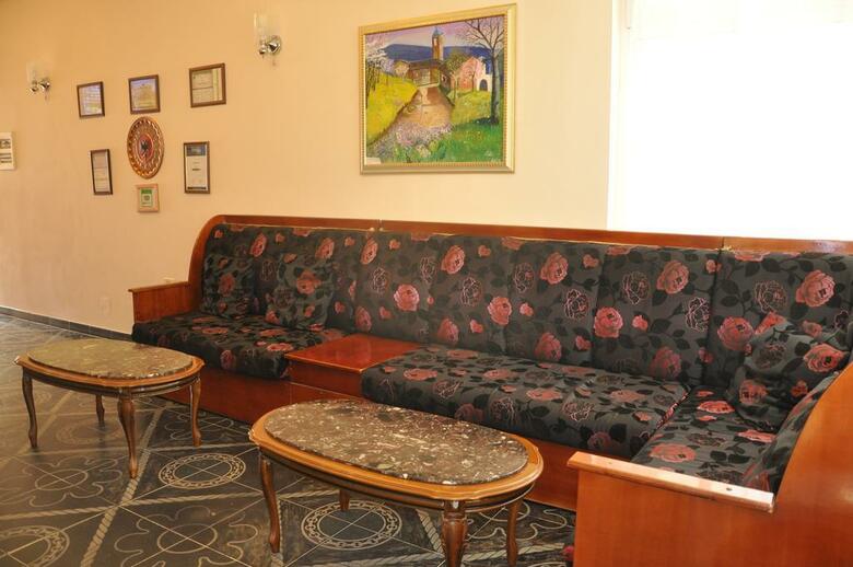 Hotel Pik Loti