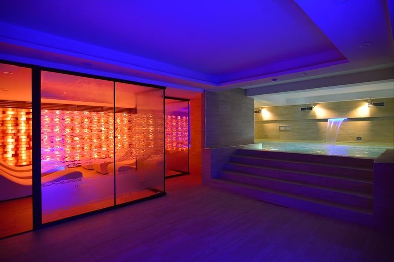 Te Stela Hotel