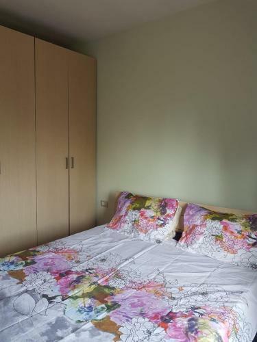 Hostal Rooms Vera's Vila