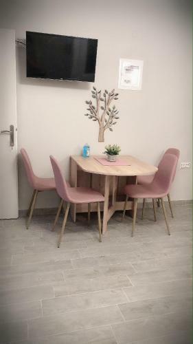 The Green Apartment