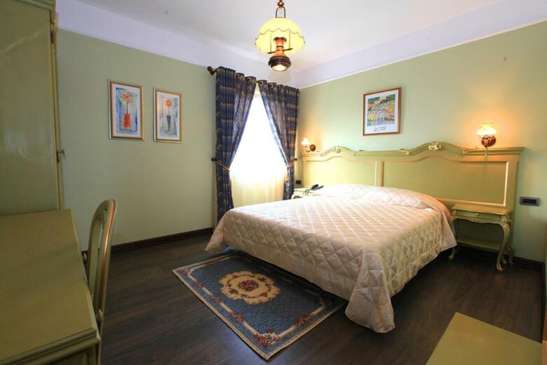 Hotel Victoria Tirana Albania