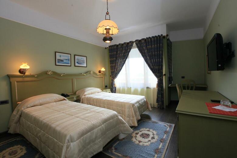Hotel Victoria Tirana Albania