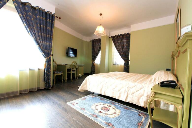 Hotel Victoria Tirana Albania