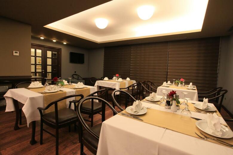 Hotel Victoria Tirana Albania