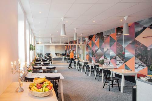 Ymca / Kfum Hostel Ume�