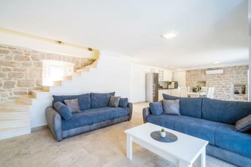 5* Beachfront Villa Olive Mill