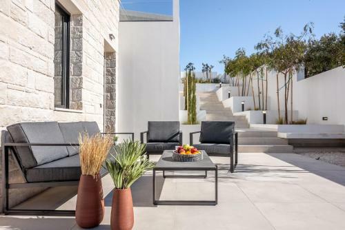 Villas Phos And Kallos