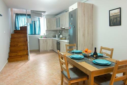Apartamento Loft Renovated Flat 5' From The Old Town Corfu