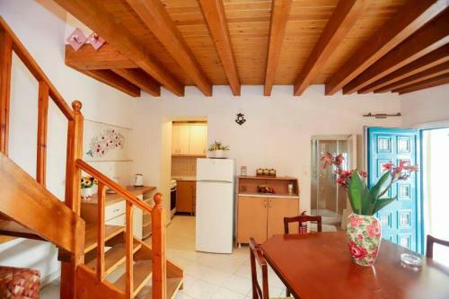 Almina Apartment